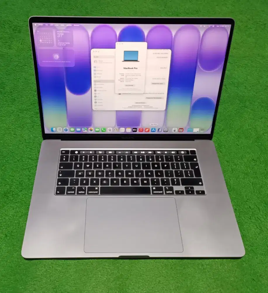 MacBook Pro 2019 16inch i9 32/512 Grey Touchbar Dual VGA Mulus Murah