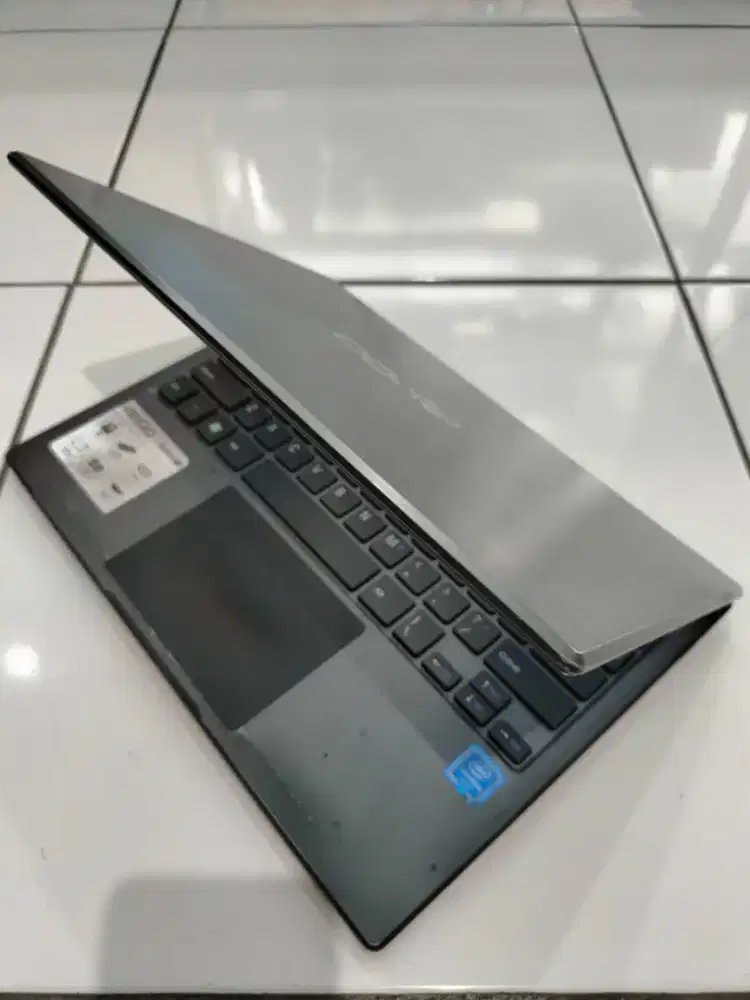 Jual Laptop Axioo mybokk 14f
