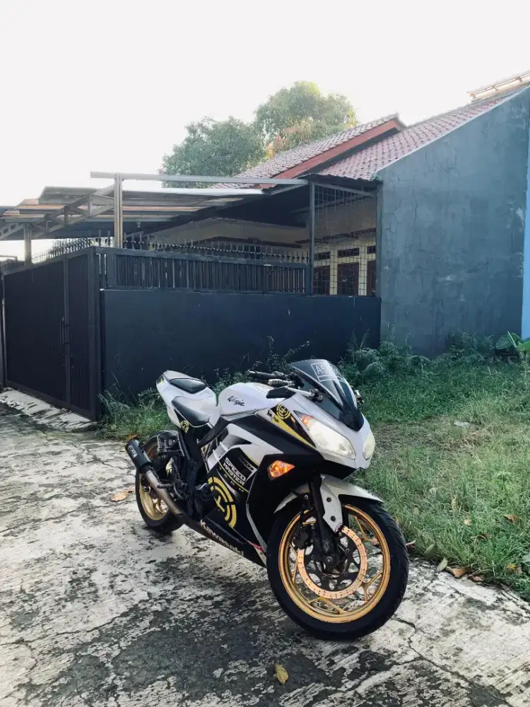 Kawasaki ninja 250 fi 2014