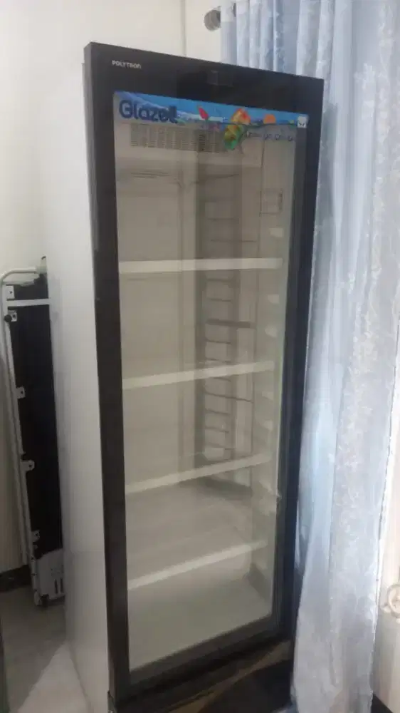 Dijual SHOWCASE MERK POLYTRON 5 RAK