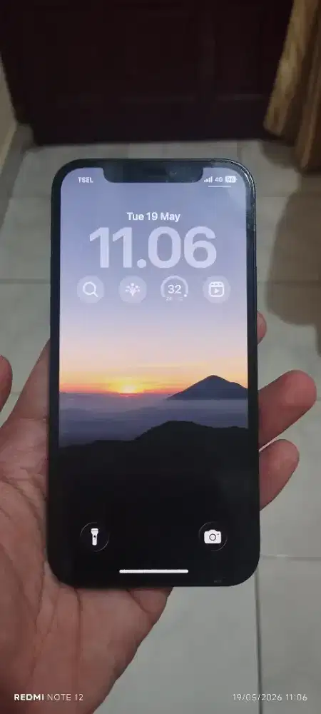 Jual iPhone 12 64gb black beacukai