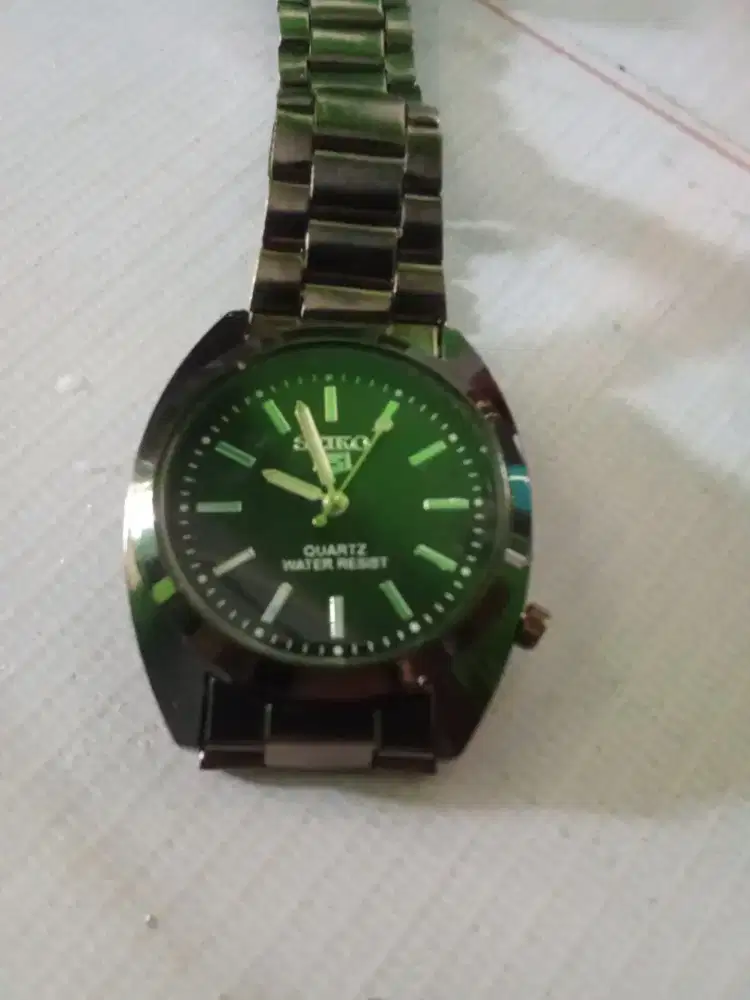 Murah jam tangan harga sama