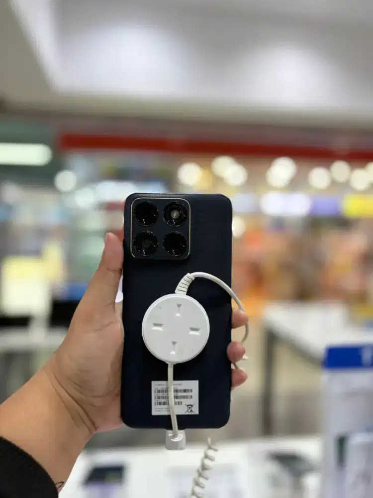 MOTOROLA EDGE 70 FUSION SYARAT KTP SAJA