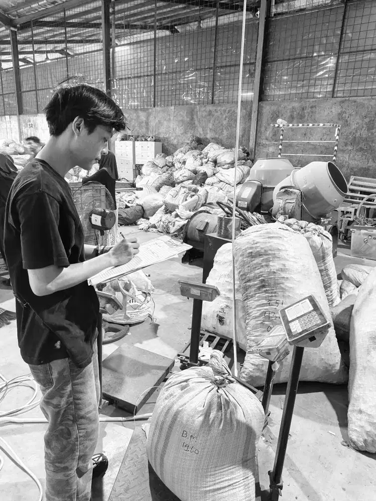 Plastic Waste Sourcing Specialist (HUNTER)