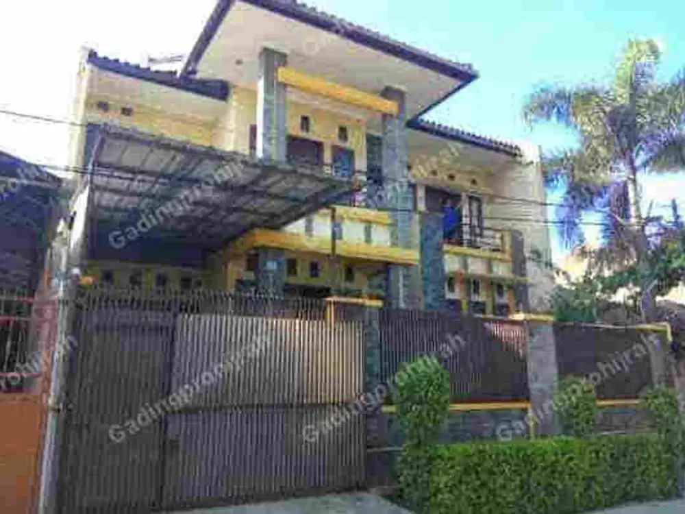 Dijual Rumah 2 Lantai Bagus Komplek Pharmindo Cimahi