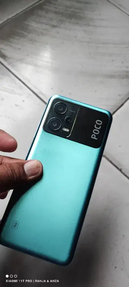 HP POCO X5 5G Ram 256 GB MASIH BAGUS BLM PERNAH DI SERVICE