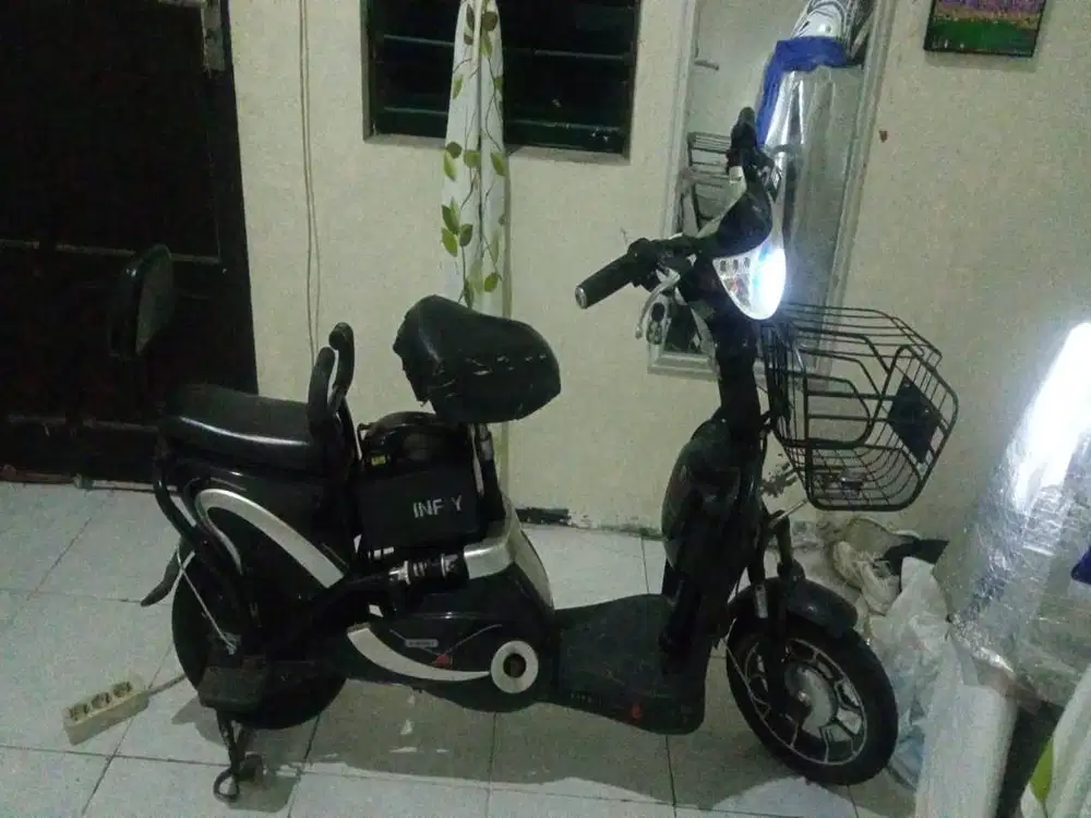 Jual Sepeda Listrik U-WINFLY Second - Harga Murah - Nego