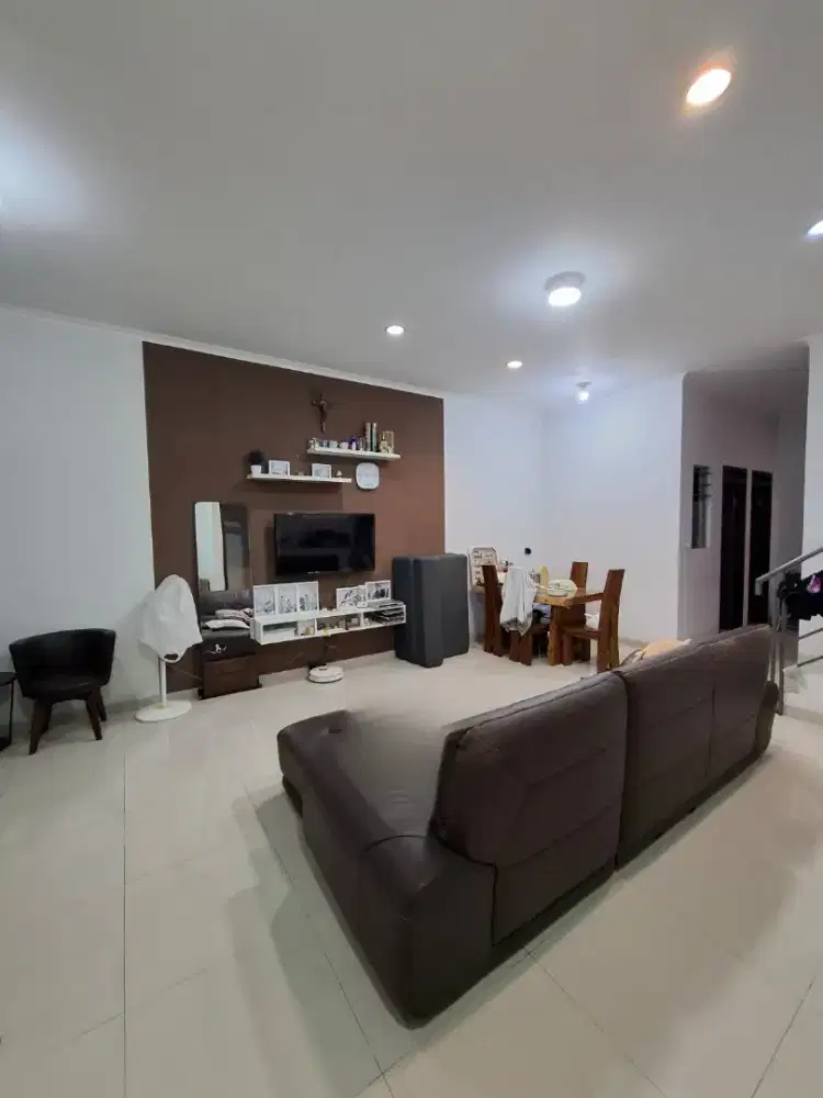 Rumah modern mekarwangi furnish bagus jual cepat murah