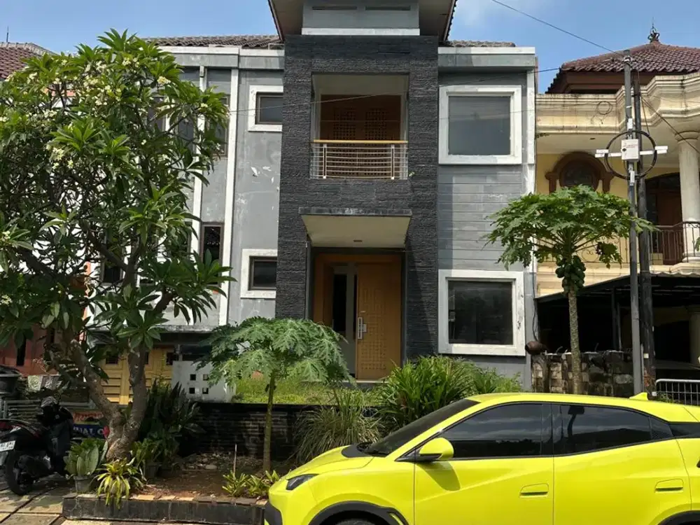 Dijual Rumah Elite 3 Lantai di Jatinegara Baru Private Pool & Ruang Office Jakarta Timur