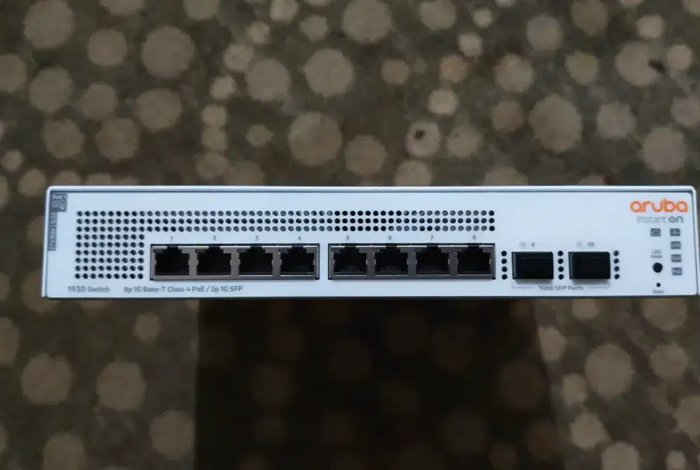 Aruba Instant On 1930 8G Class4 PoE 2SFP 124W Switch (JL681A) Server