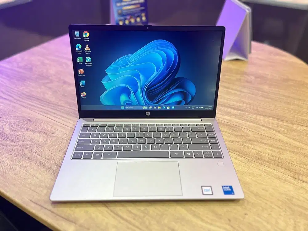 LIKE NEW SEPERTI BARU HP 14 GARANSI MASIH 24bulan