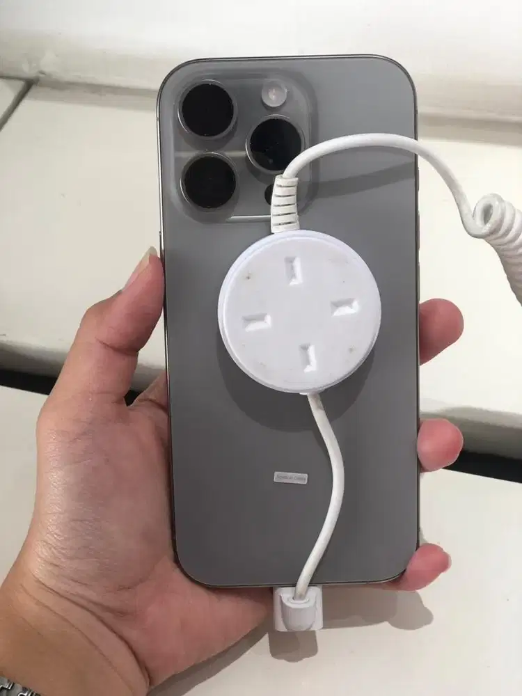 Iphone 16 Pro Like New