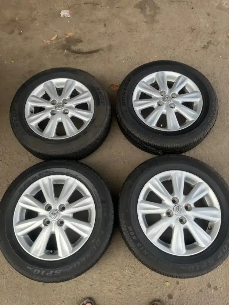 Velg original OEM Toyota Yaris ring 15 pcd 4x100 ban 185/65 R15