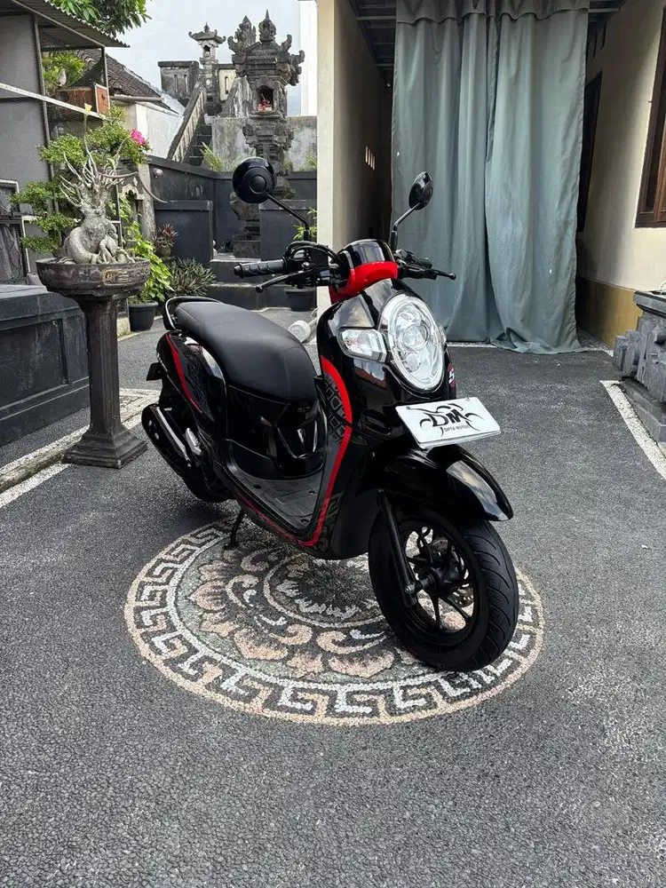 Scoopy new 2017 mulus terawat