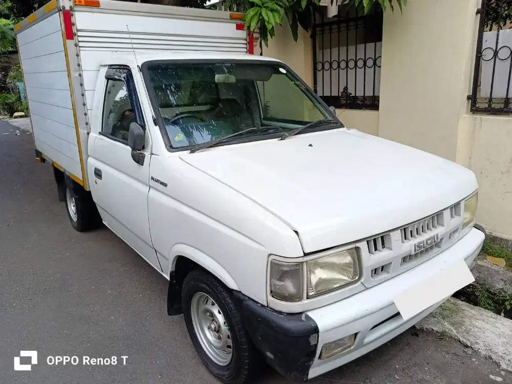Isuzu Panther Box Thn 2011
