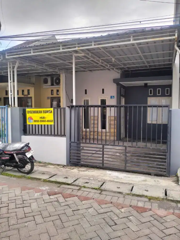 DISEWAKAN RUMAH TINGGAL