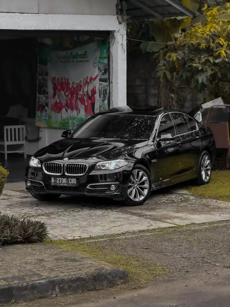 [CASH] BMW F10 520I 2016 TERMURAH