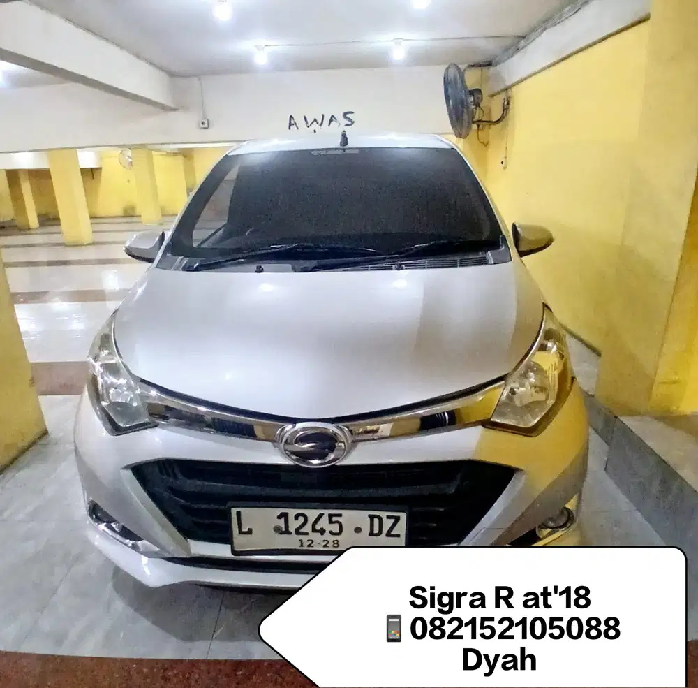 Daihatsu Sigra 1.2 R Automatic Silver