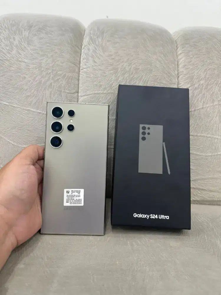 Samsung S24 ultra 12/256gb