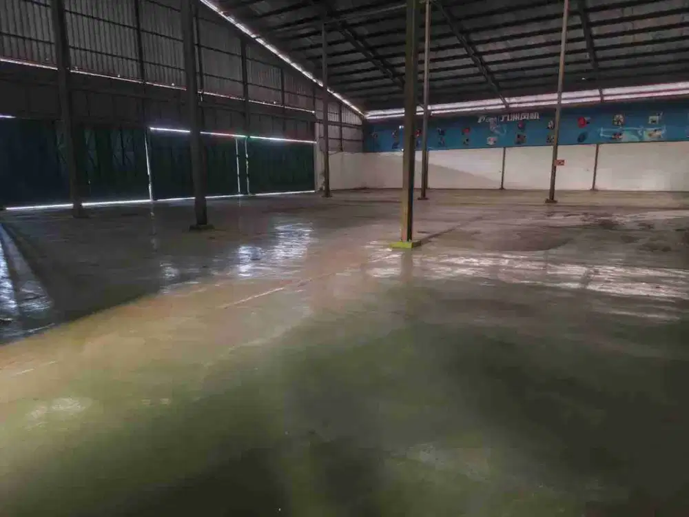 Disewakan Gudang  Siap Pakai Di Pinggir Jalan Pantura Cikarang