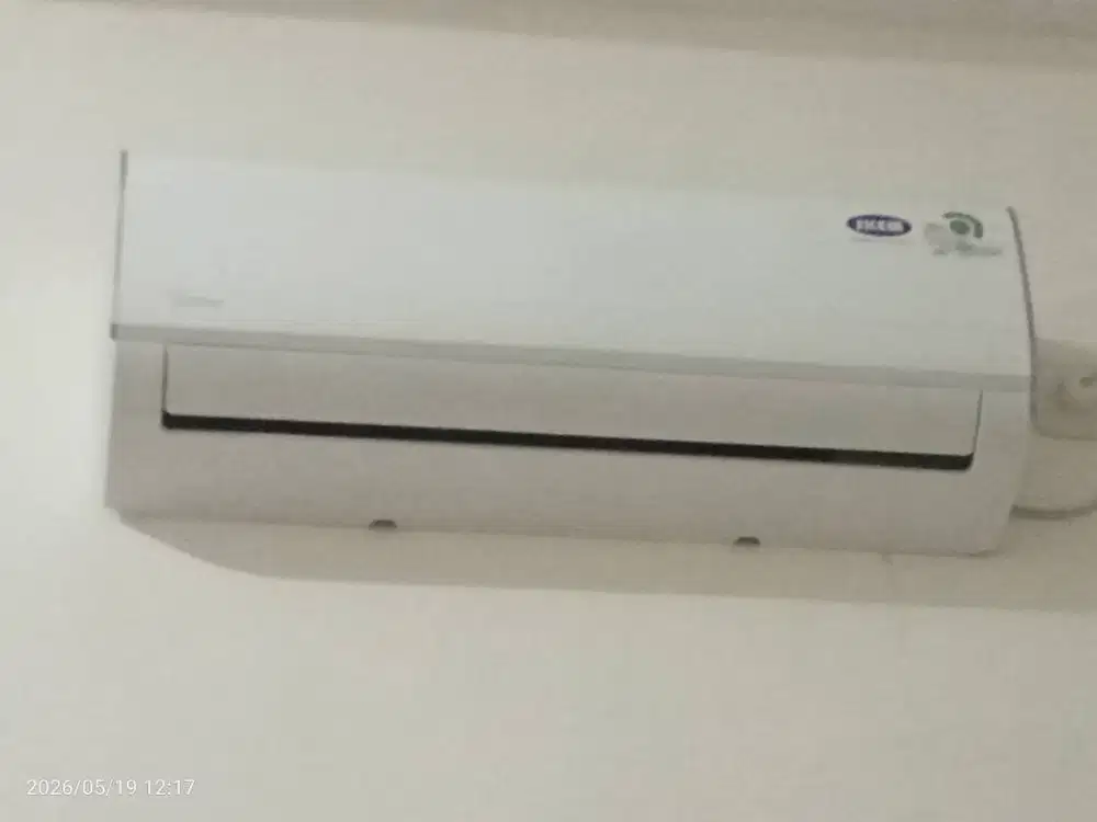 dijual ac 1pk merk midea,