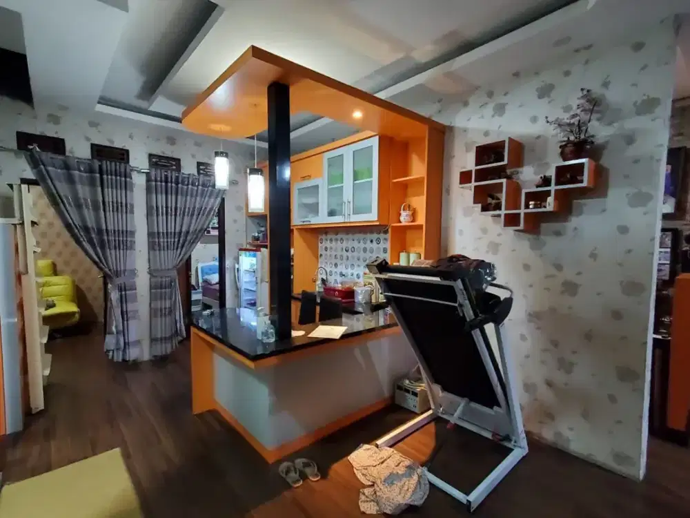 Dijual Rumah Bagus Semi Furnished Area Antapani Bandung