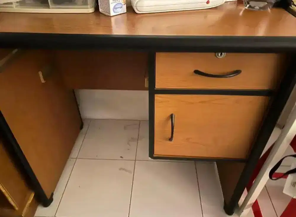 MEJA BELAJAR / KERJA OLYMPIC