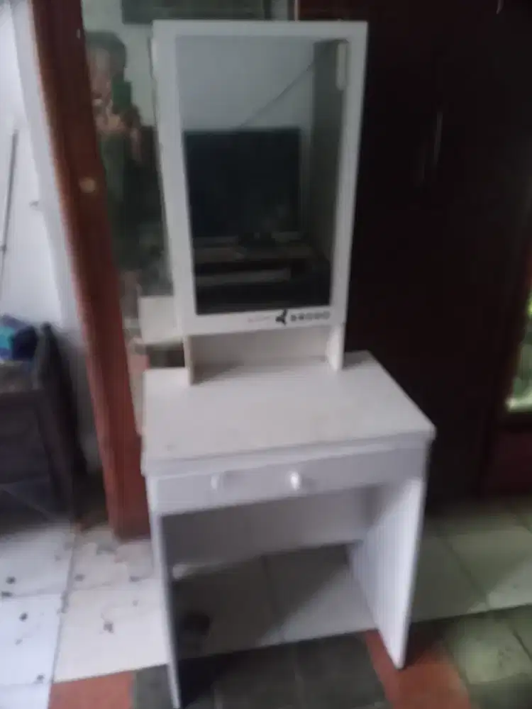 Meja hias masih bagus