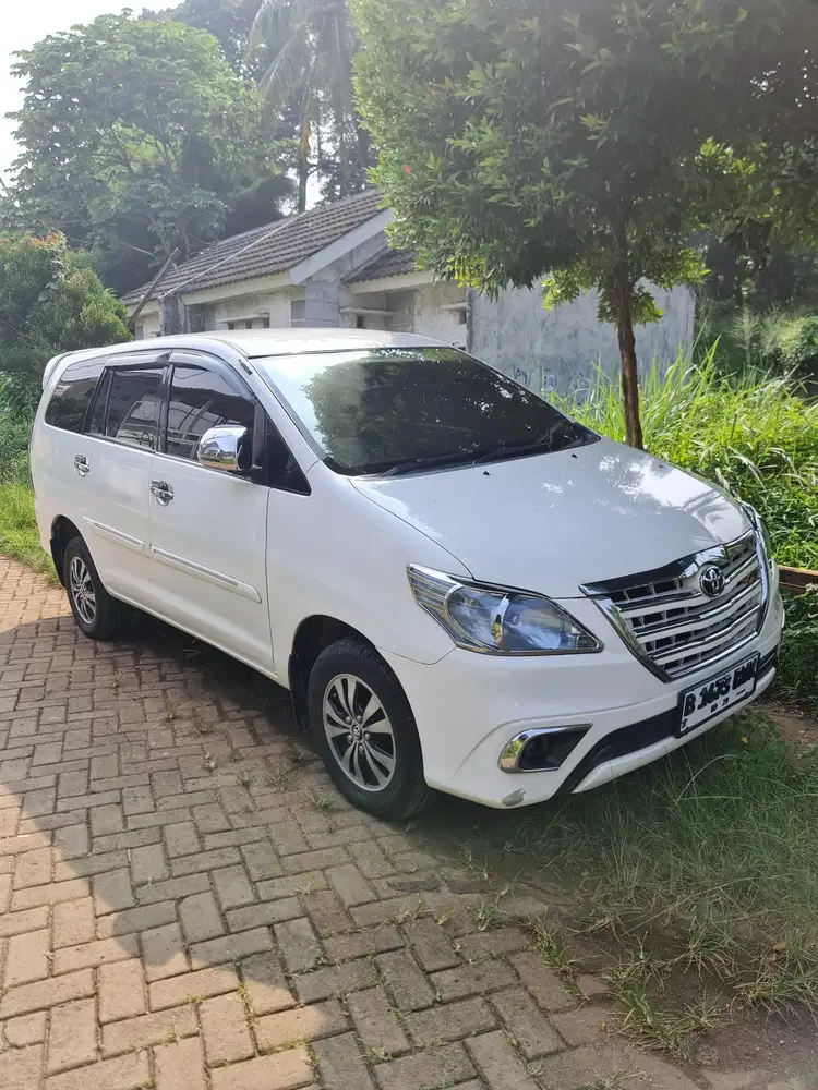Toyota Kijang Innova 2006 Bensin