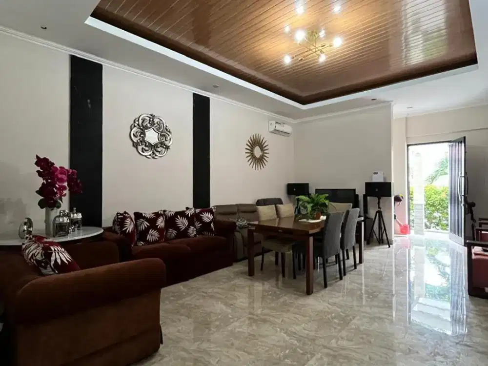 Dijual Rumah Cantik Strategis Dalam Cluster 5 Menit ke Stasiun Sudimara di Sektor 9  Bintaro Tangsel Ar-17597