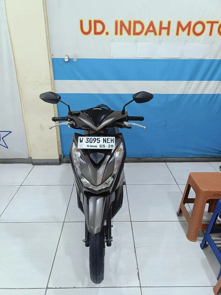 Coklat doff HONDA BEAT DELUXE ESP CBS ISS EXCLSV FI ECO 2023 KM LOW