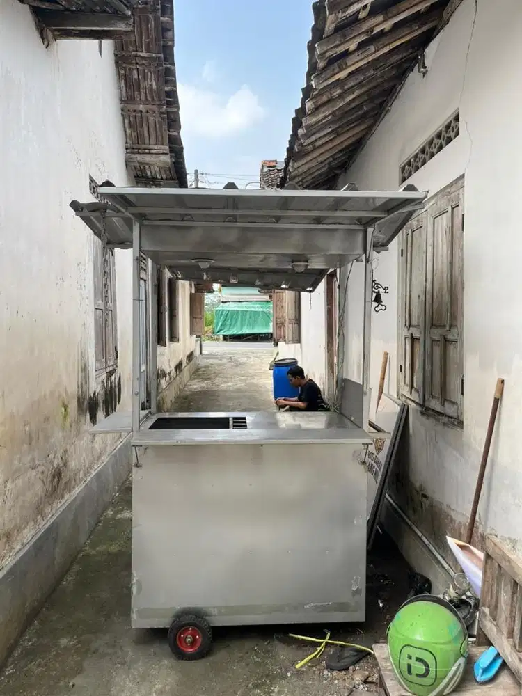 Gerobak jualan bekas