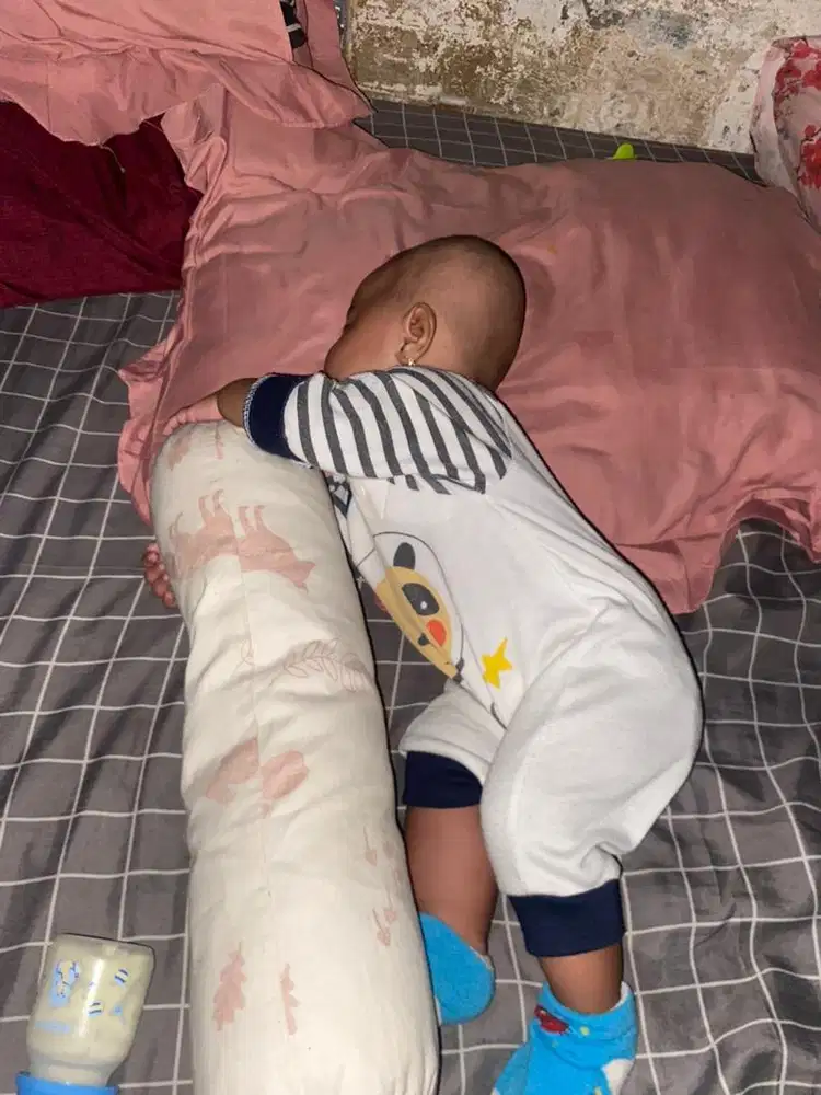 Saya sedang cari momong anak