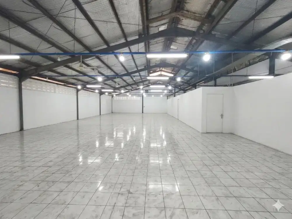 Gudang Strategis Daan Mogot dengan Lift Barang & Ruang Live Streaming