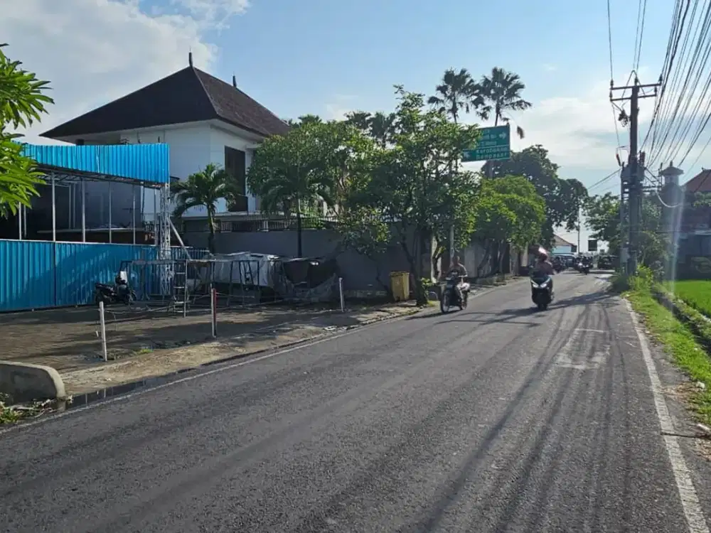 Dijual Tanah Sangat Strategis Lokasi Di Jalan Kedampang Kerobokan Kuta Badung Bali. Dekat Stuja Café , Umane Restorant, Sekolah Bali Kiddy School