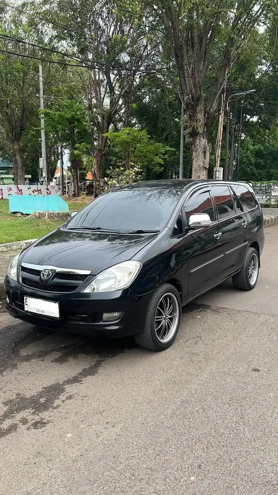 INNOVA 2007 v matic