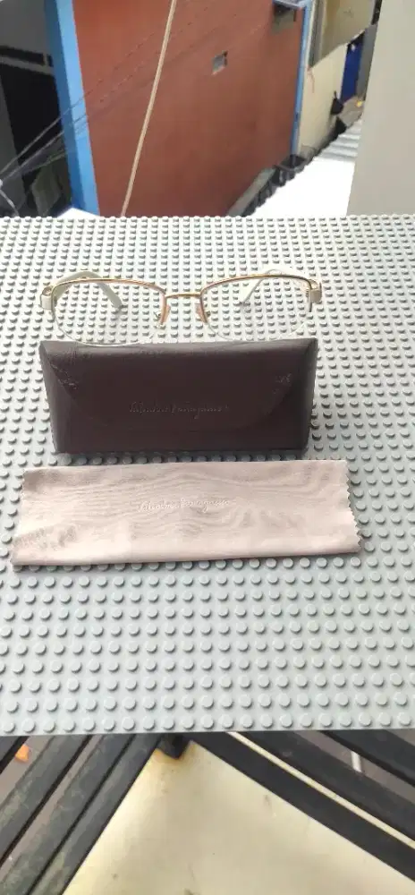 Eyeglasses Salvator Feragamo SF2113R-717 Authentic Cindition 99%