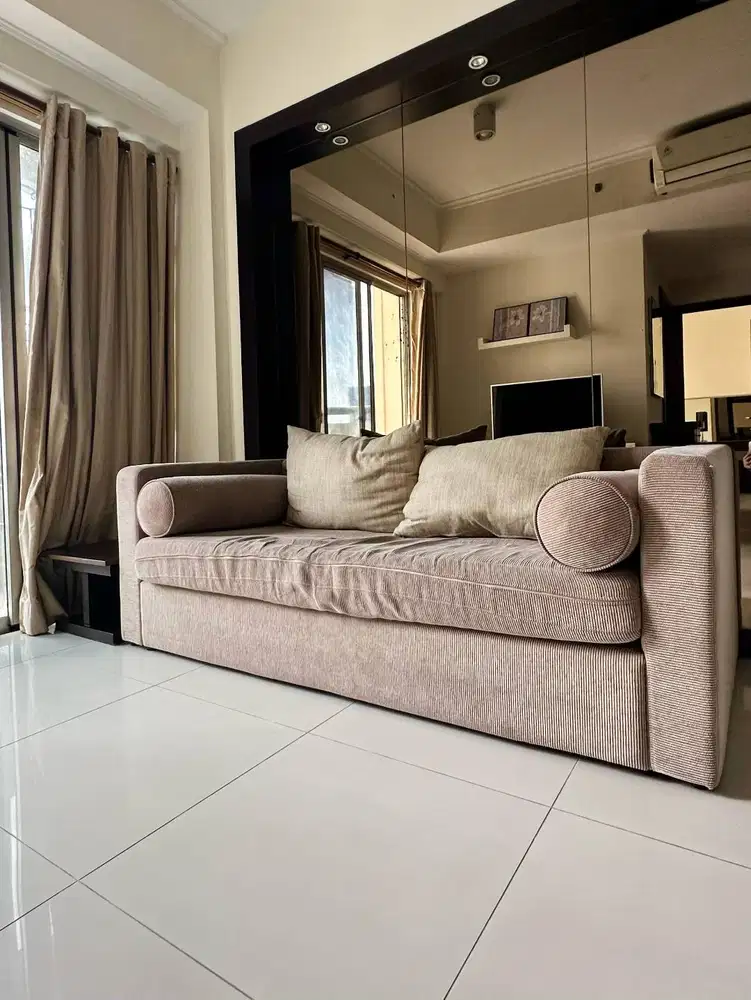 SEWA TAHUNAN APARTEMEN WATERPLACE 2BR MINIMALIS INTERIOR TOWER FAVORIT