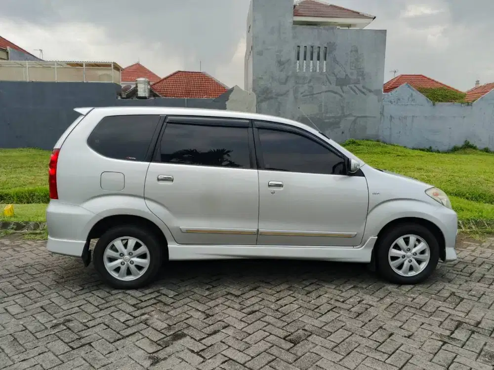 Avanza 2011 type S 1,5 Matic (Pemakai)