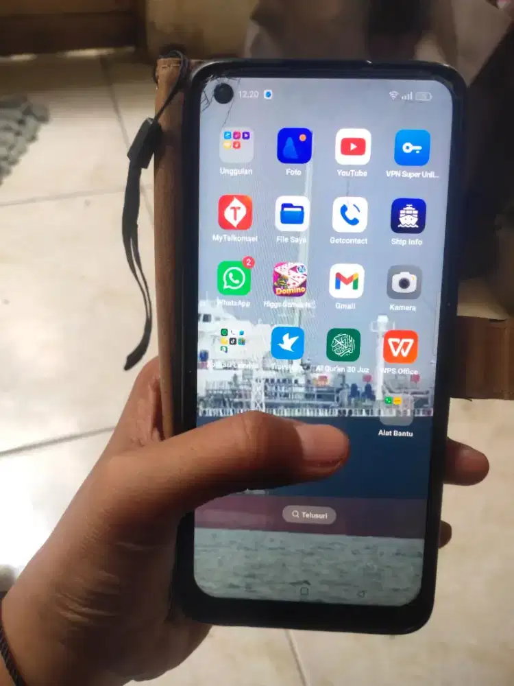 Oppo Reno 8 bisa nego tipis