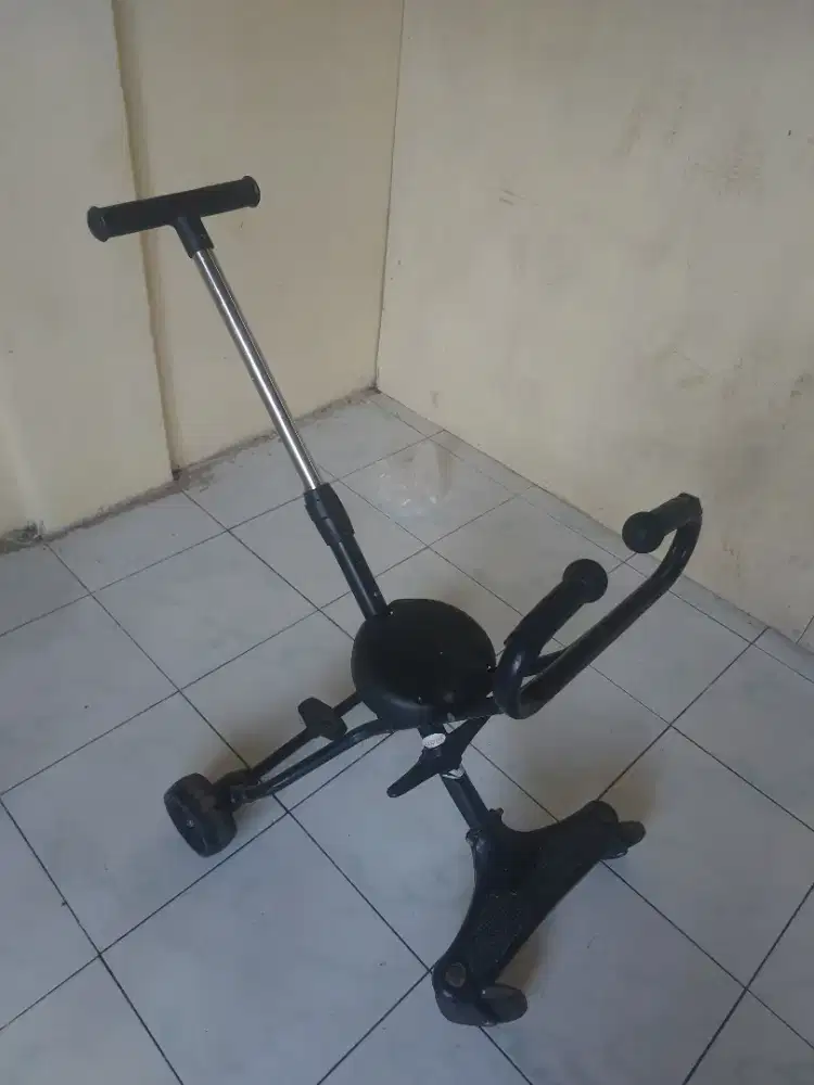 Stoller duduk anak