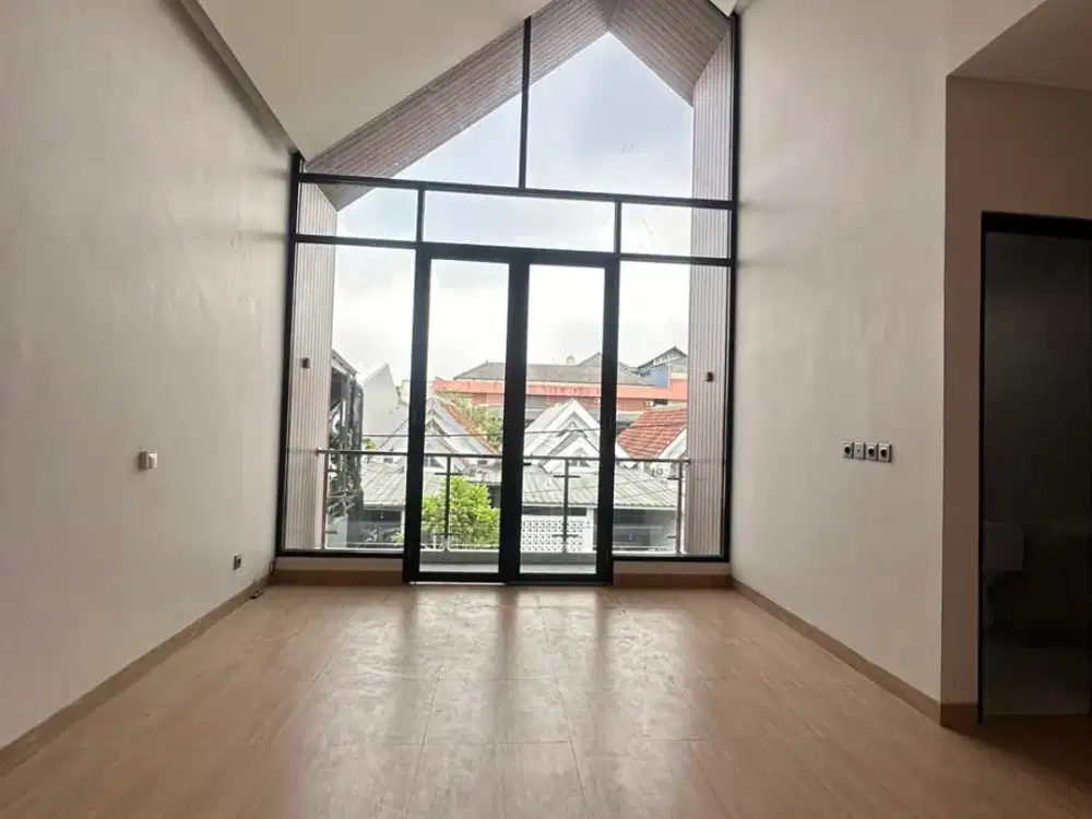 HOT DEAL! Rumah Cantik Graha Raya Dekat Pasar Segar, Trans Mall & Tol Alam Sutera Tangerang Selatan – Kolam Renang Pribadi, SHM, Harga Nego! (im)