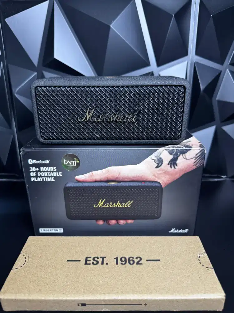 Speaker Marshall emberton 2
