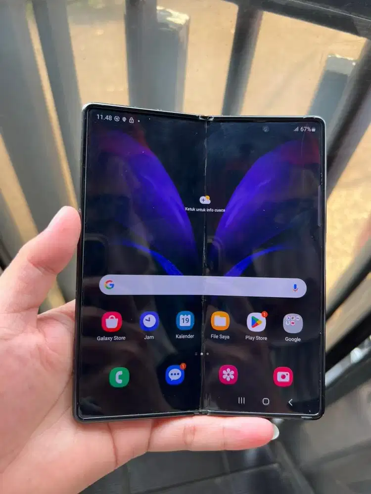 Samsung galaxy z fold2 12/256 sein