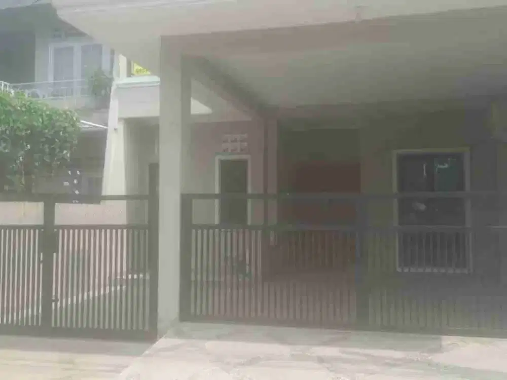 Rumah Bagus Siap Huni di Bona Indah Lebak Bulus