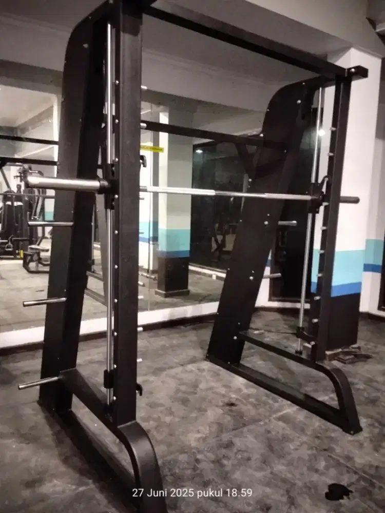 Smith machine komersial fitness import