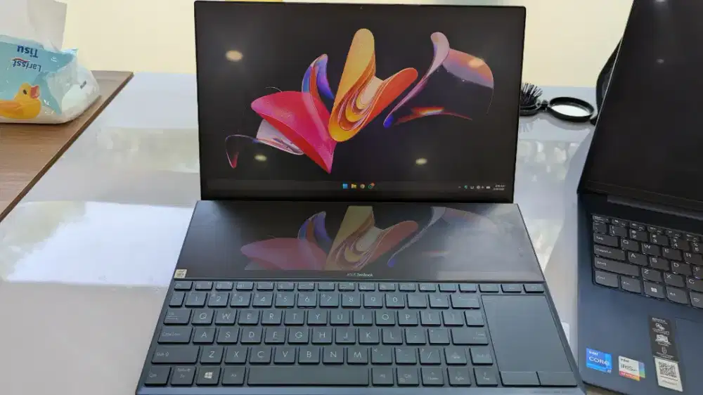 Asus Zenbook Duo UX481F
