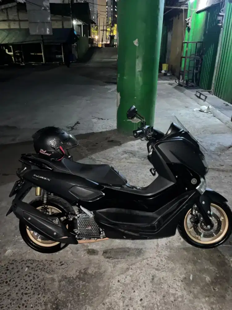 Di jual santai barang pakaian pribadi