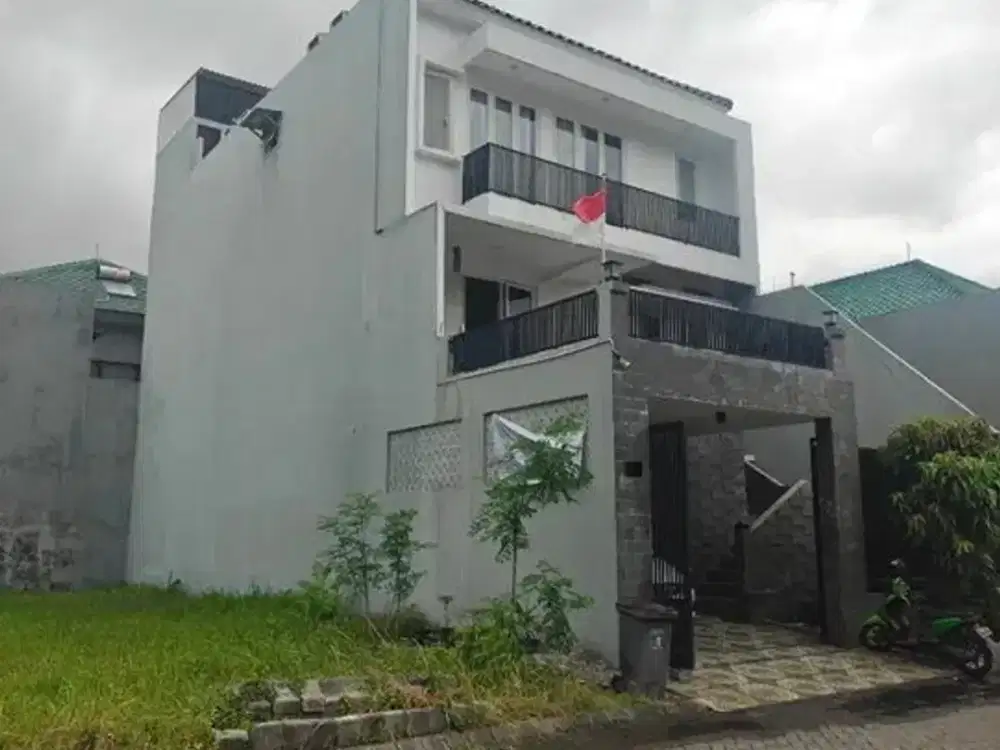 Rumah Second Sukolilo Dian Regency Dekat Pakuwon City, Dekat ITS