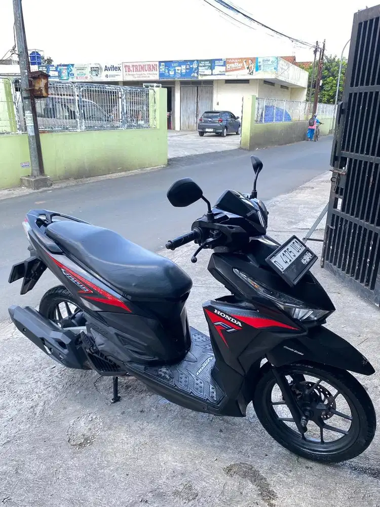 Dijual Vario 125 Led Old 2015